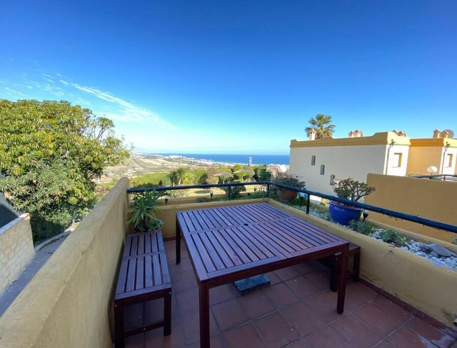 3 Bedroom Home With Amazing Views & Outdoor Spaces Manilva Bagian luar foto