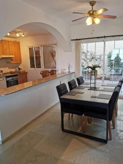 3 Bedroom Home With Amazing Views & Outdoor Spaces Manilva Bagian luar foto