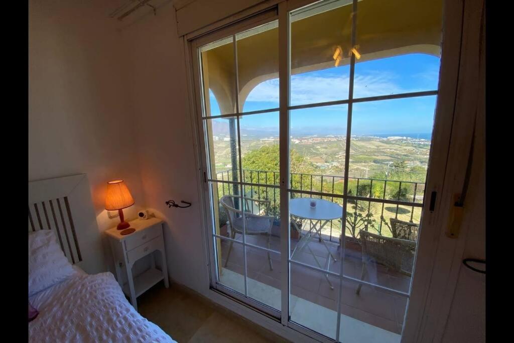 3 Bedroom Home With Amazing Views & Outdoor Spaces Manilva Bagian luar foto