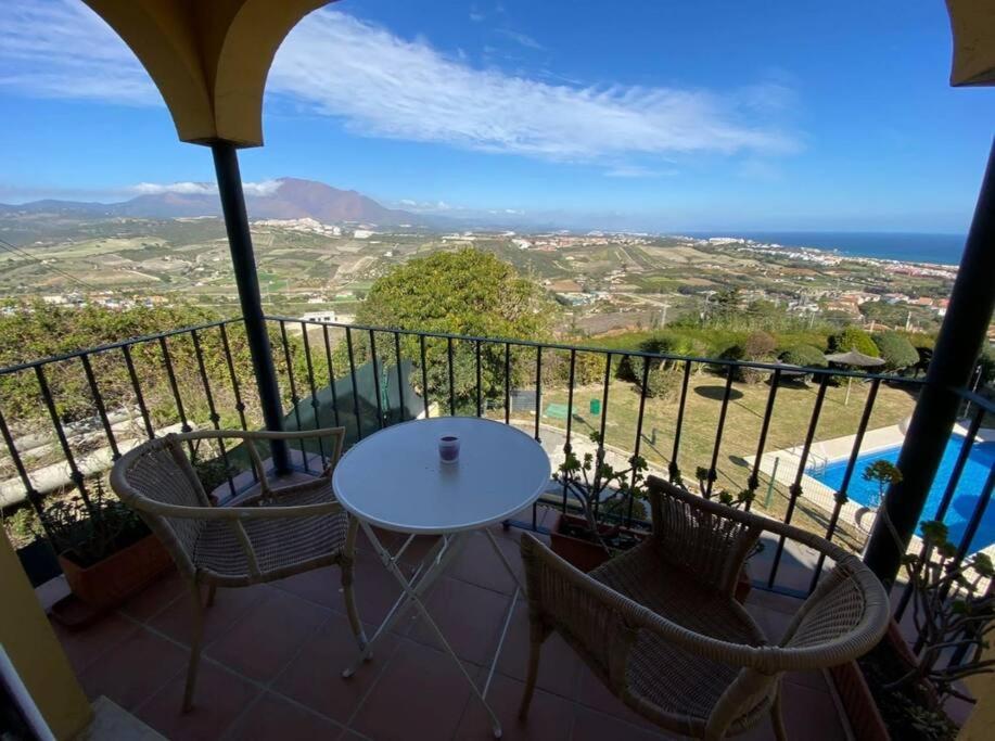 3 Bedroom Home With Amazing Views & Outdoor Spaces Manilva Bagian luar foto